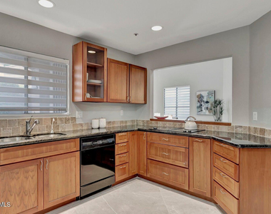 7773 E Stallion Road - Photo Thumbnail 12