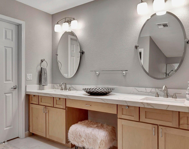 7773 E Stallion Road - Photo Thumbnail 18