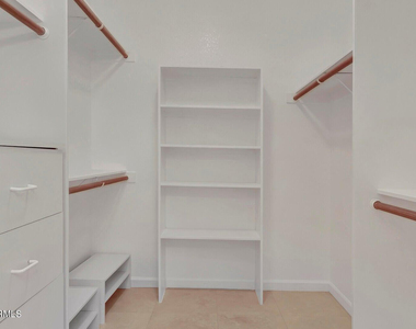 7773 E Stallion Road - Photo Thumbnail 20