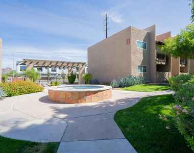 5525 E Thomas Road - Photo Thumbnail 4