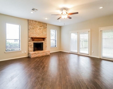 3910 Cedar Valley Drive - Photo Thumbnail 1
