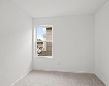 18262 Via Aurelia Drive - Photo Thumbnail 17