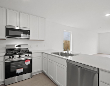 18262 Via Aurelia Drive - Photo Thumbnail 8