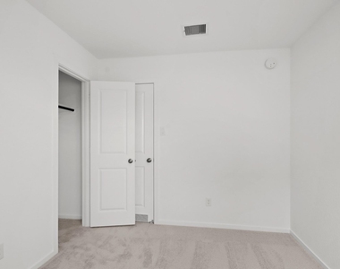18262 Via Aurelia Drive - Photo Thumbnail 18