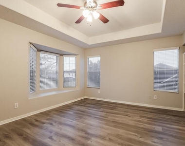12214 Landsdown Ridge Way - Photo Thumbnail 7