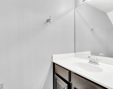 1505 N Center Street - Photo Thumbnail 14