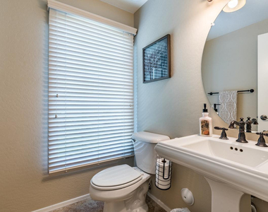 1628 E Canyon Creek Drive - Photo Thumbnail 24