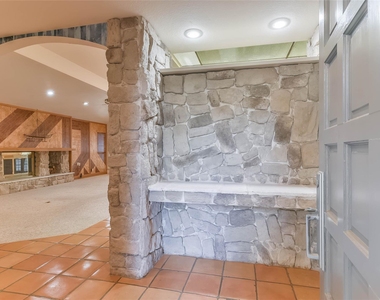 1 Cadena Court - Photo Thumbnail 2
