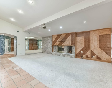 1 Cadena Court - Photo Thumbnail 8