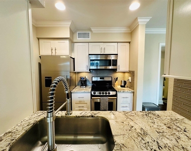 3402 Garrott Street - Photo Thumbnail 2