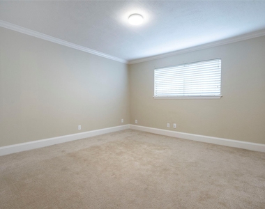 3402 Garrott Street - Photo Thumbnail 41