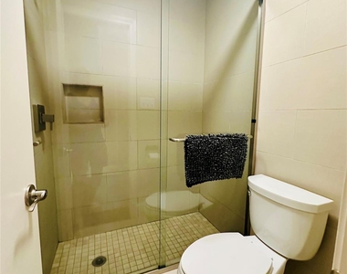 3402 Garrott Street - Photo Thumbnail 9