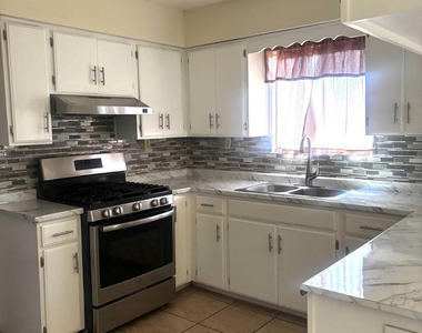1738 N C Avenue - Photo Thumbnail 1