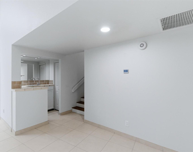 7209 E Mcdonald Drive - Photo Thumbnail 6