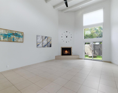 7209 E Mcdonald Drive - Photo Thumbnail 3