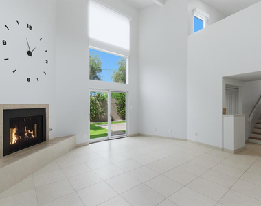 7209 E Mcdonald Drive - Photo Thumbnail 5