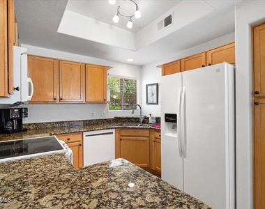 11680 E Sahuaro Drive - Photo Thumbnail 10