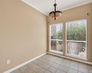 2804 Chenevert Street - Photo Thumbnail 13