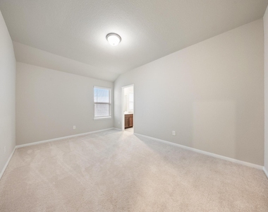 5318 Marisol Cove Drive - Photo Thumbnail 14