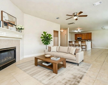 2707 Silk Tree Lane - Photo Thumbnail 2