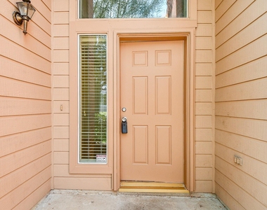 2707 Silk Tree Lane - Photo Thumbnail 16