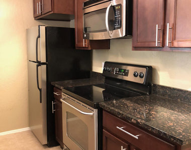14145 N 92nd Street - Photo Thumbnail 2