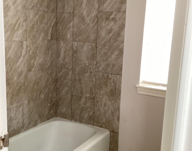 7818 Vickijohn Drive - Photo Thumbnail 8