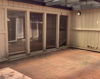 7818 Vickijohn Drive - Photo Thumbnail 17