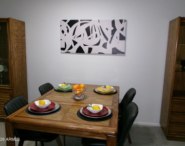 12930 W Seville Drive - Photo Thumbnail 13