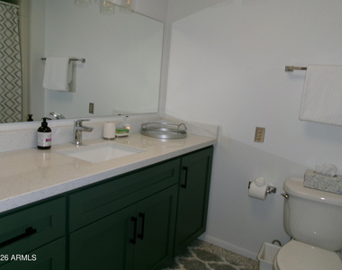 12930 W Seville Drive - Photo Thumbnail 49