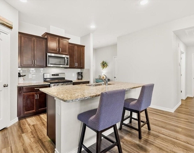 7826 Bullrider Drive - Photo Thumbnail 26