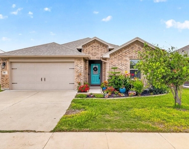 7826 Bullrider Drive - Photo Thumbnail 1