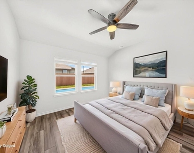 7826 Bullrider Drive - Photo Thumbnail 18