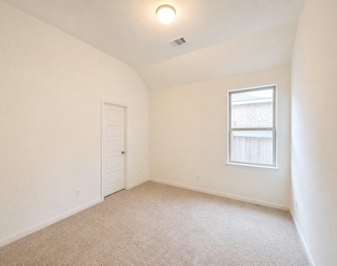 31630 Zoe Point Drive - Photo Thumbnail 19