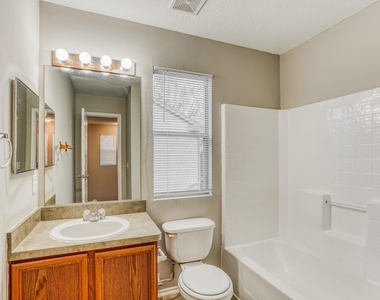 6331 Scotchwood Drive - Photo Thumbnail 15