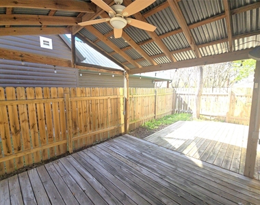 409 Commerce Street - Photo Thumbnail 1