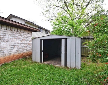 3130 Frontier Drive - Photo Thumbnail 25