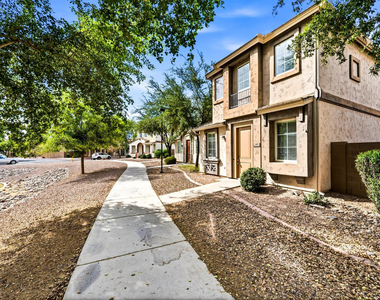 1637 S Wildrose - Photo Thumbnail 1