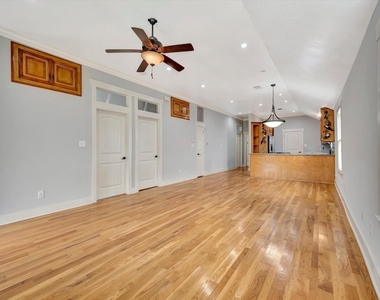 4628 Kermit Street - Photo Thumbnail 4