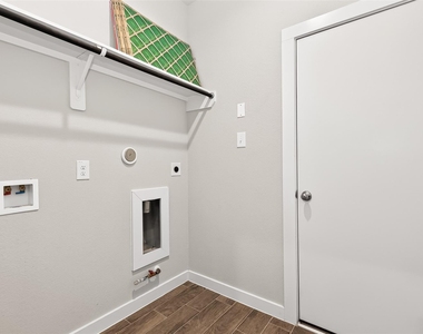 2142 Reed Cave Lane - Photo Thumbnail 22