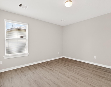 2142 Reed Cave Lane - Photo Thumbnail 38