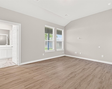 2142 Reed Cave Lane - Photo Thumbnail 24