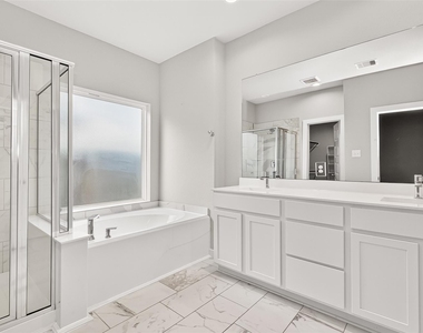 2142 Reed Cave Lane - Photo Thumbnail 26