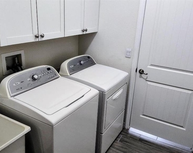 1601 Delphi Way - Photo Thumbnail 22