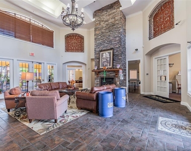 2265 Portofino Place - Photo Thumbnail 38