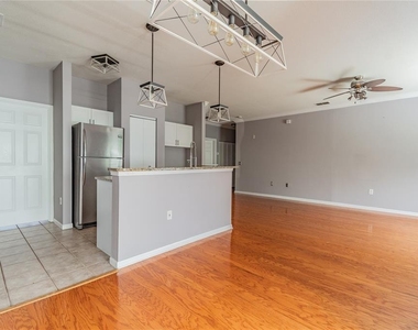 2265 Portofino Place - Photo Thumbnail 10