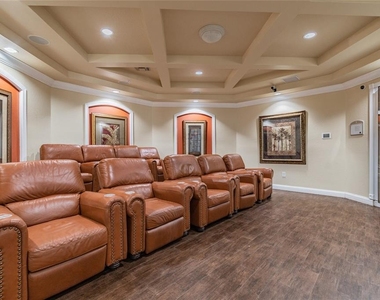 2265 Portofino Place - Photo Thumbnail 36