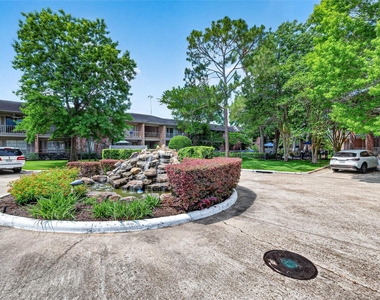 6470 Bayou Glen Road - Photo Thumbnail 15