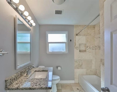 3219 W Leroy Street - Photo Thumbnail 12