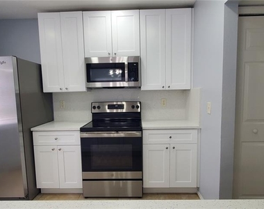1661 Fluorshire Drive - Photo Thumbnail 5